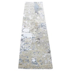 2'6"x10'6" Beige, Modern Abstract Design, Hand Knotted Pure Wool, Runner Rug