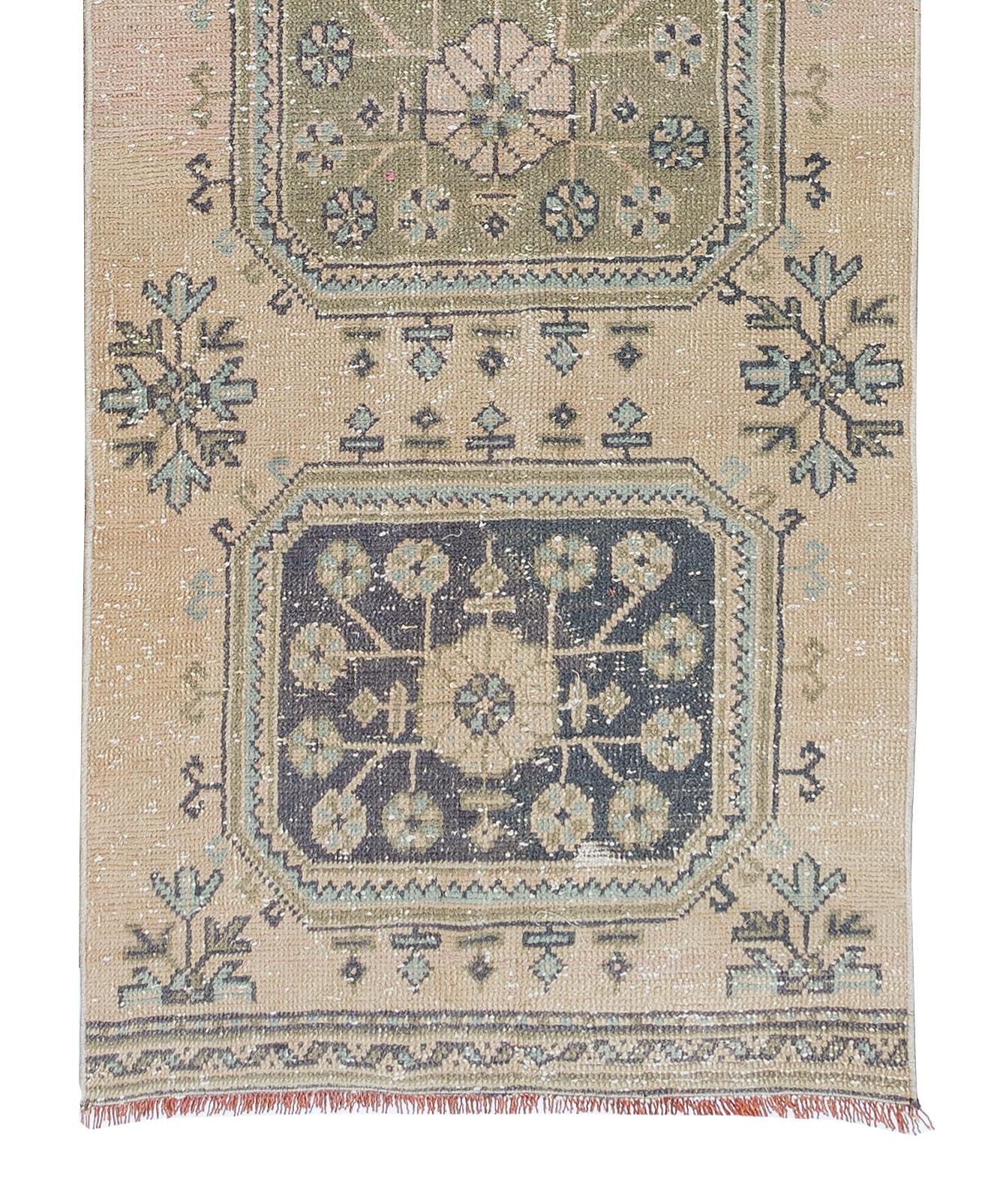 2.6x11 Ft One-of-a-kind Anatolian Runner, Ca 1960, Wool Handmade Rug for Hallway In Good Condition For Sale In Philadelphia, PA