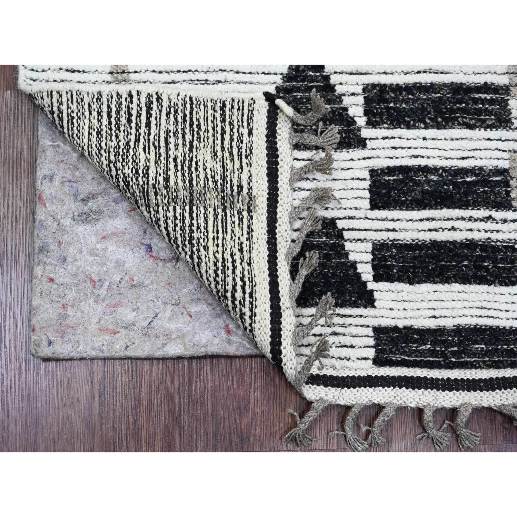 Alabaster White, Moroccan Weave with Geometric Pattern, Informal Look, Hand Knotted, Textured Pile, Soft Wool, Runner, Oriental Rug
Primary materials: Wool
Latex: No Pile 
height: 0.25 Inches
Style: Traditional
Primary color: Ivory
Secondary colors: