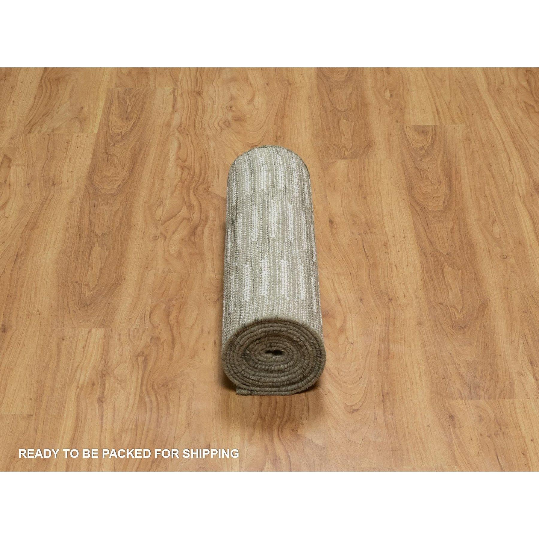 Tappeto Runner Avorio a trama piatta con vello in lana naturale non colorata, tessuto a mano, 2'6 