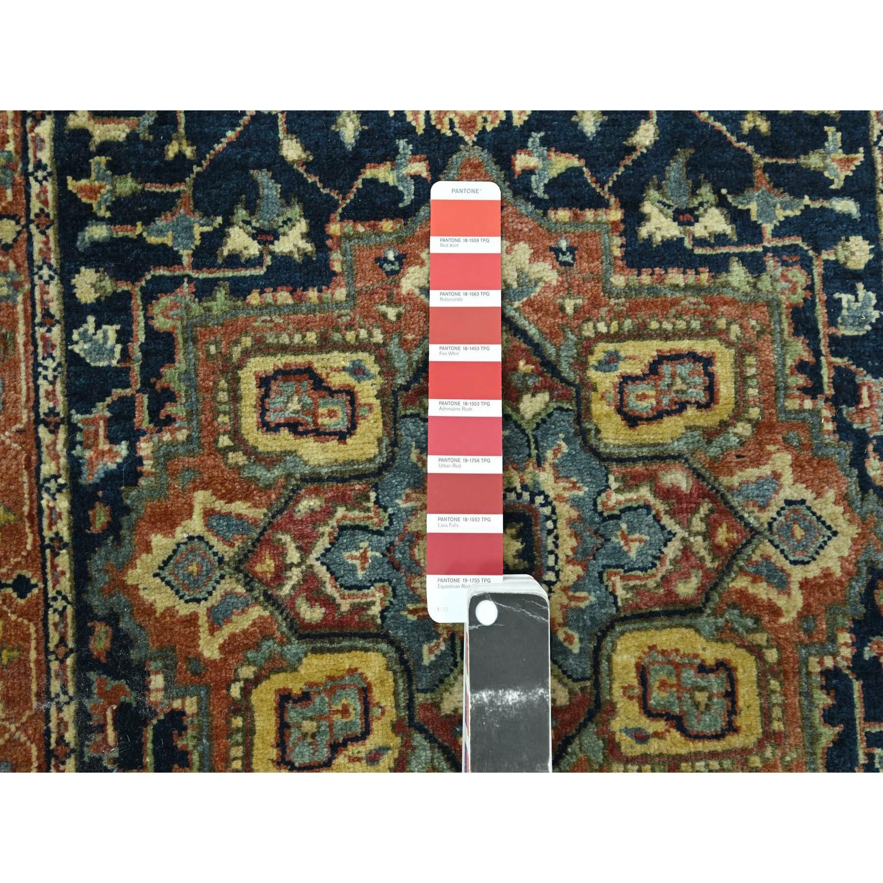 Hand-Knotted 2'6