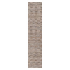 2'6" x 12' großer Läufer aus Polyester in der Farbe „Beaver Brown“ mit strukturiertem, modernem Gittermuster
