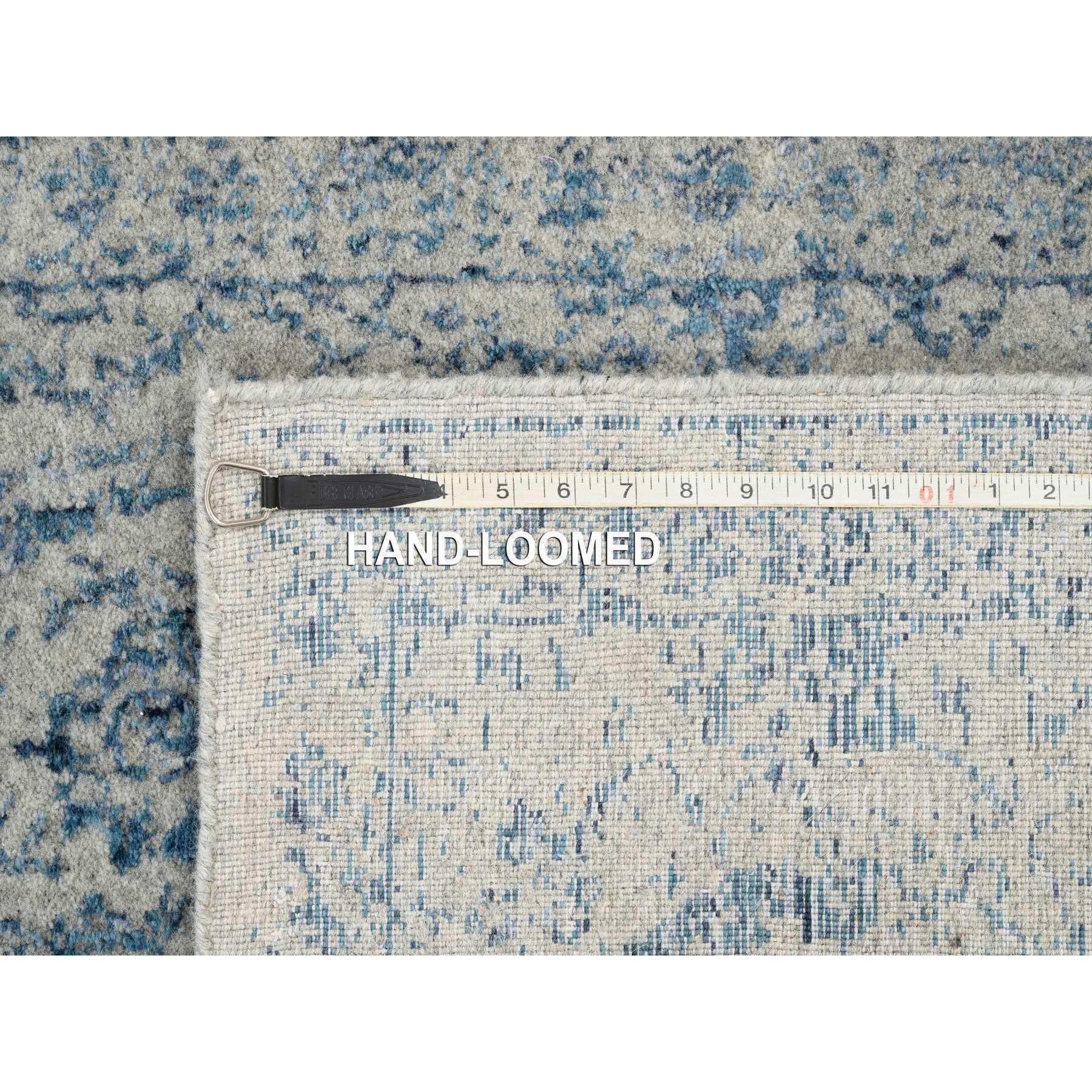 Seta Tappeto Runner grigio con tessitura a mano in lana jacquard fine e seta vegetale 2'6 