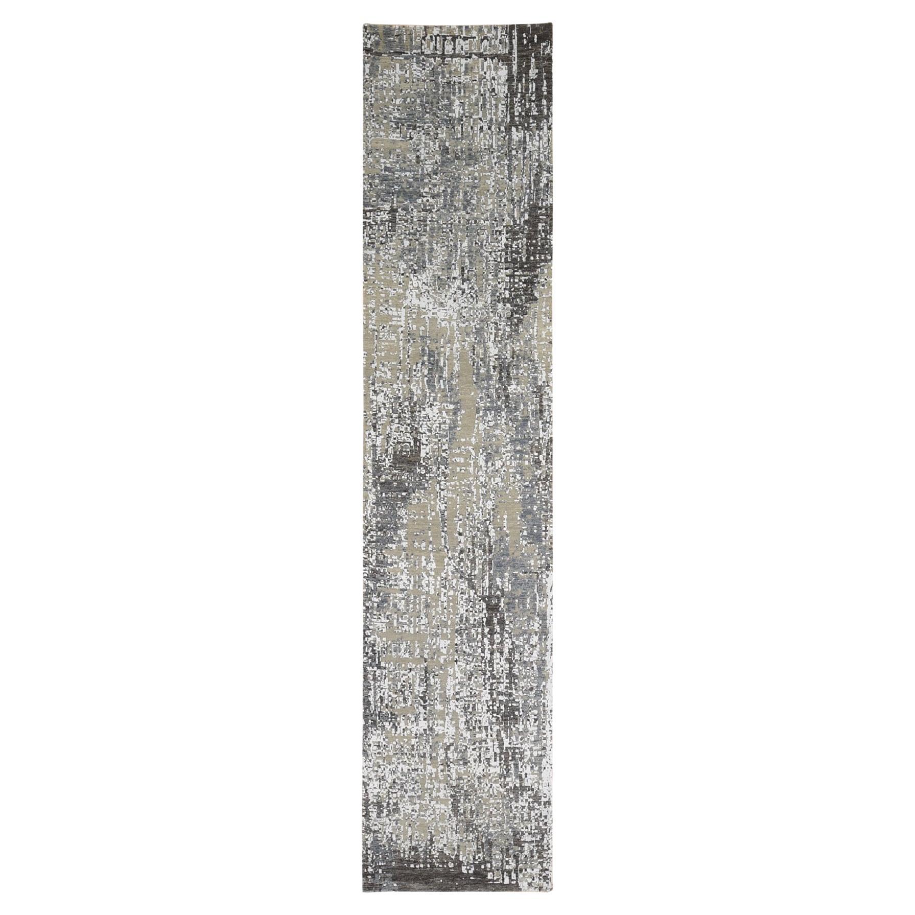 2'6"x12' Gray Persian Knot with Abstract Design Wool Denser Weave Rug
