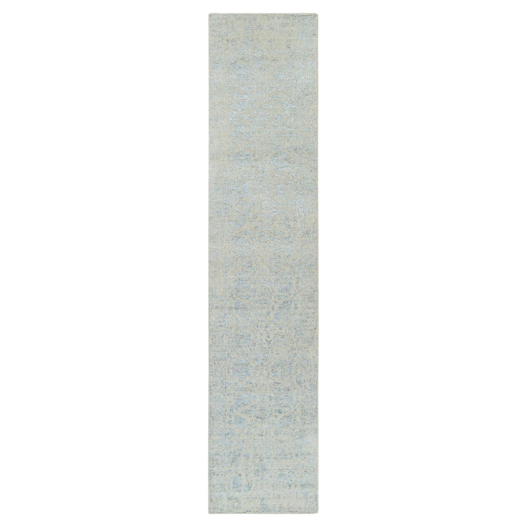 Tappeto Runner 2'6 "x12' grigio in lana e seta jacquard lavorato a mano con design Tabriz