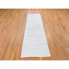 2'6"x12' Ivory Silk with Textured Wool Tone on Tone Striae Design Handmade Rug