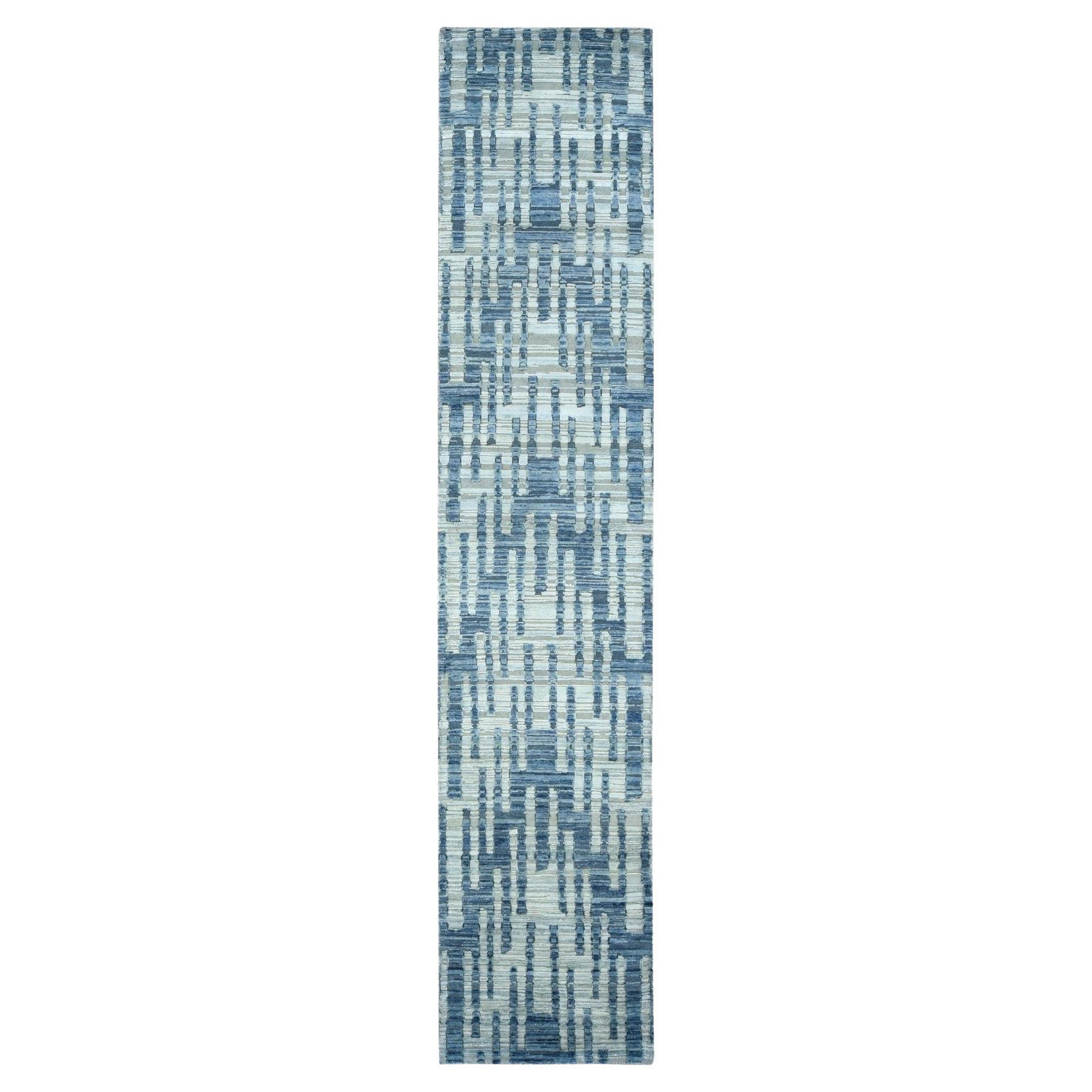 2
6x12
3" Bleu, pure soie et laine texturée, Design Zigzag, Tapis noué à la main