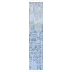 2'6 "x12'4" Chemin de table en laine et soie à motifs abstraits, tissage plus dense, tapis noué à la main