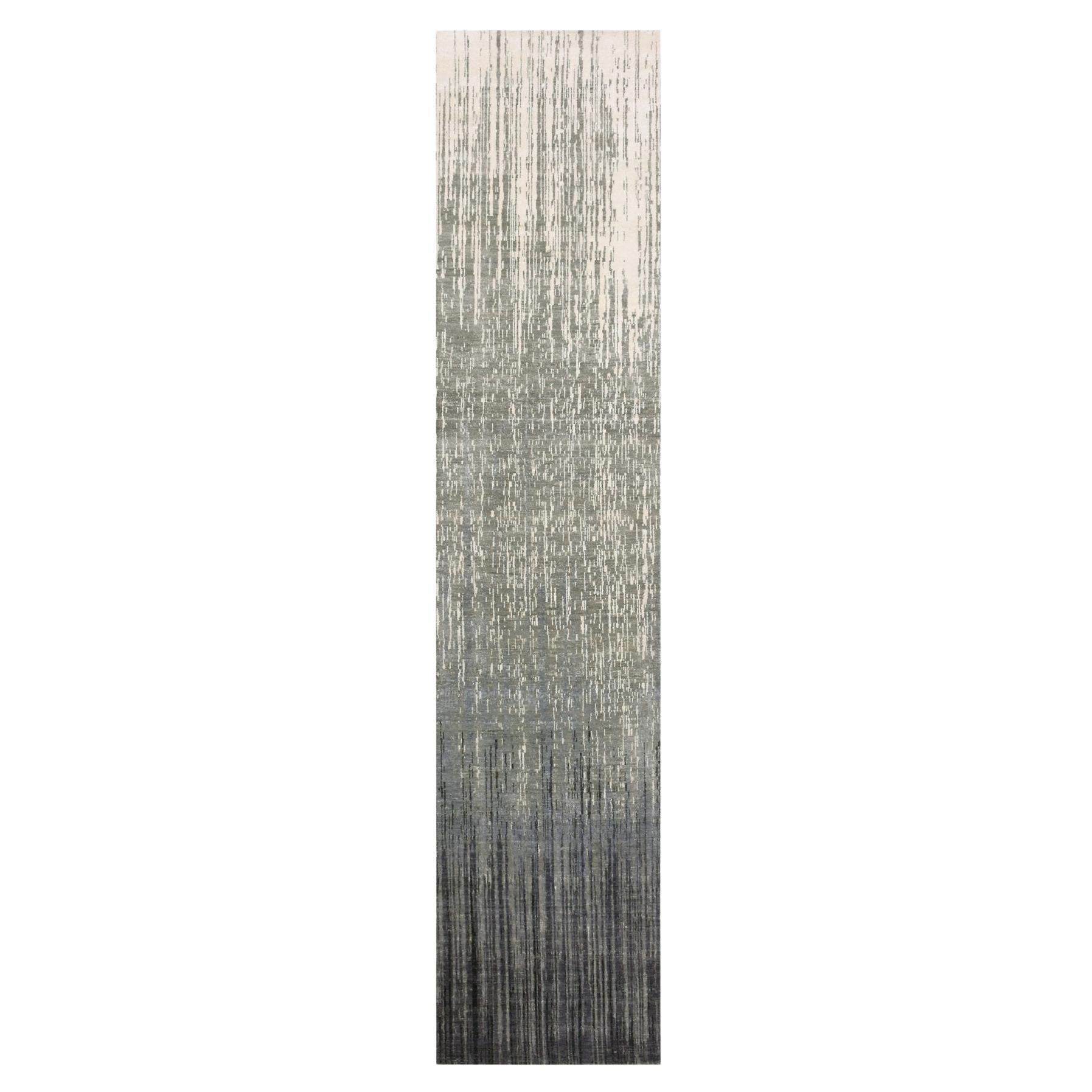 2'6"x12'6" Gray Modern Ombre Design Pure Wool Hand Knotted Runner Rug For Sale