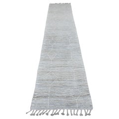 2'6 "x12'9" White Moroccan Weave Geometric Pattern Hand Knots Rugs (Tapis de course en laine nouée à la main)