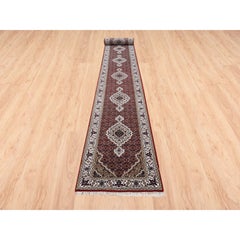 2'6"X16'3" Tabriz Mahi Fish Medallion Design Red Hand Knotted Wool And Silk Rug