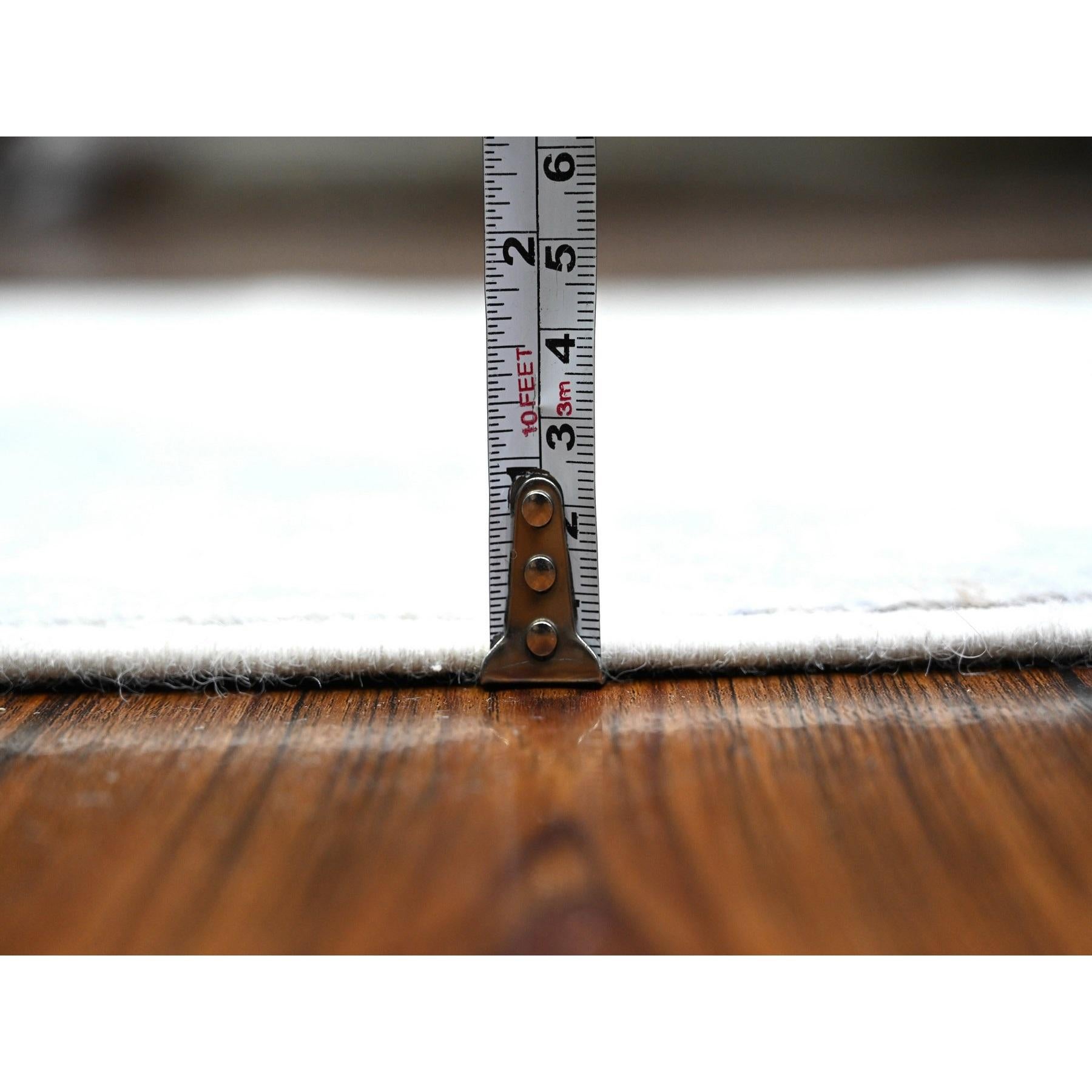 Noué à la main 2'6 