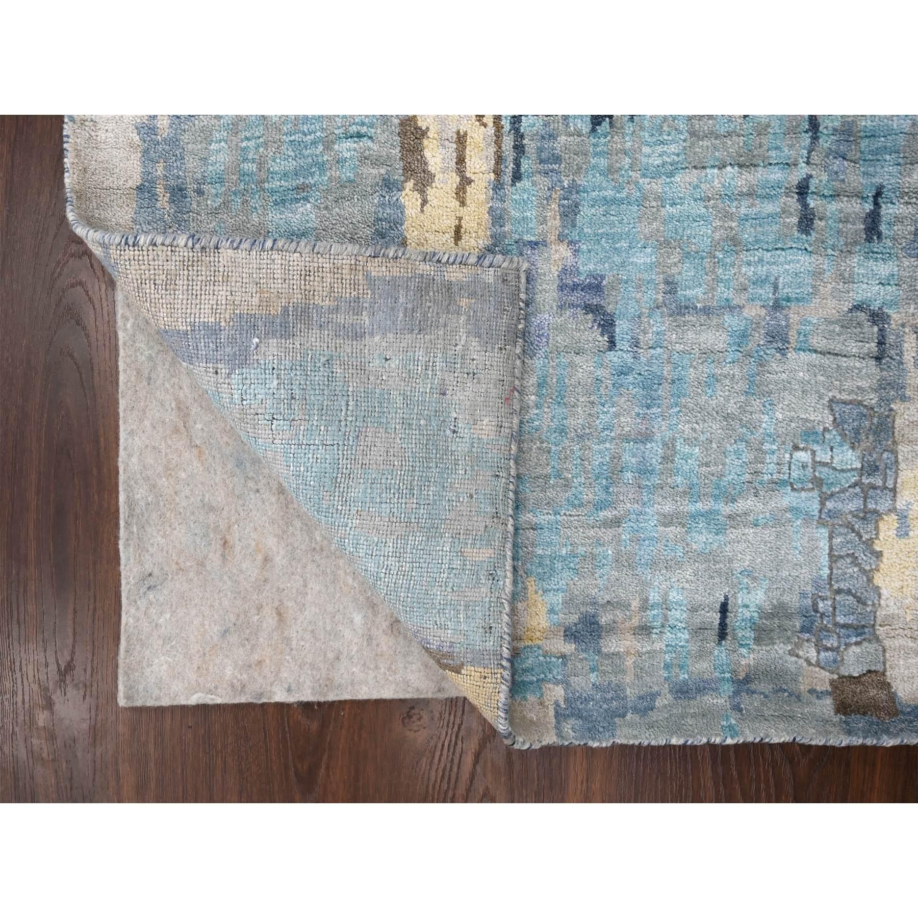 Moderno Tappeto Runner XL in lana e seta con disegno a mosaico blu di Prussia annodato a mano 2'6 