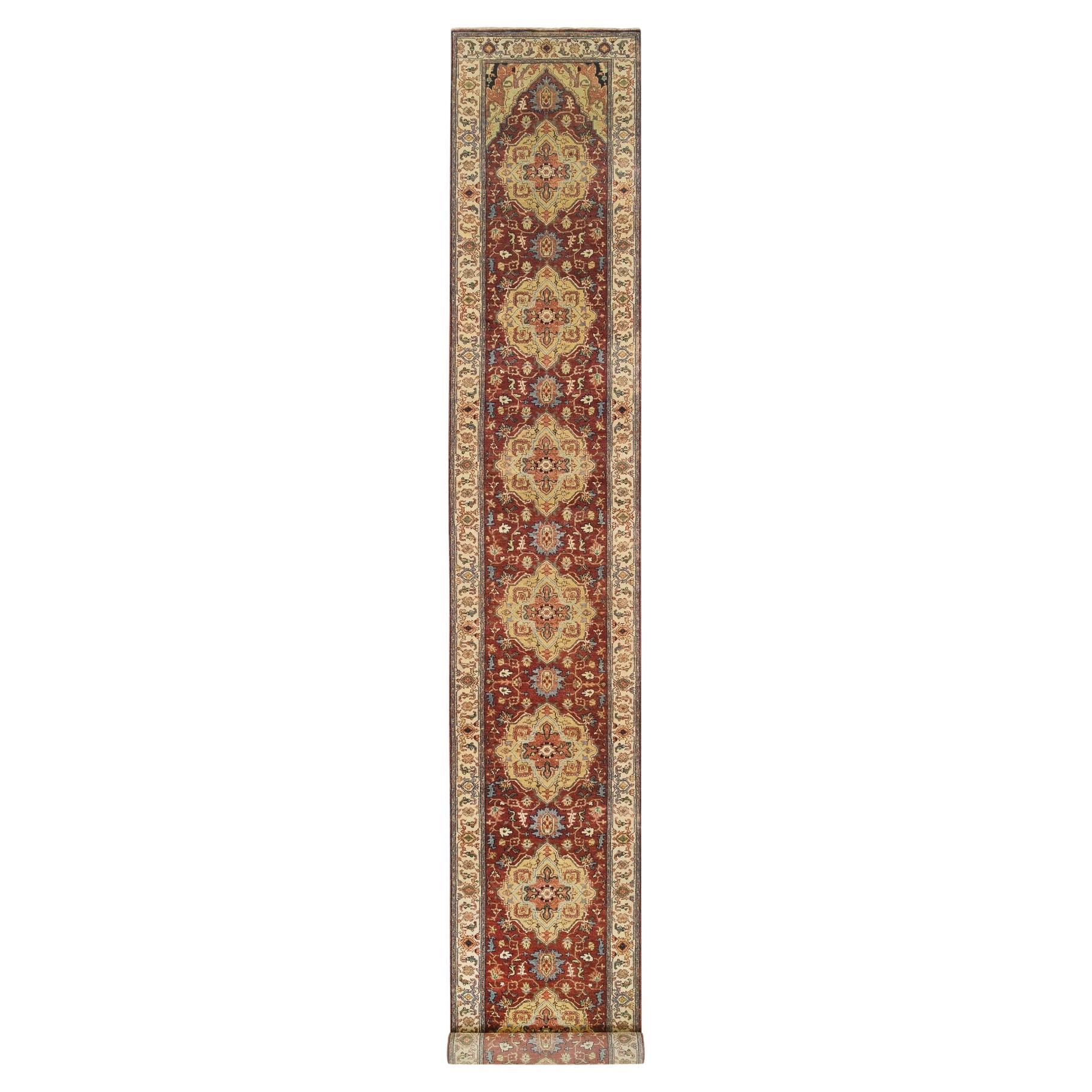 2'6 "x18'2" Rosso, Tappeto Runner Heriz XL in lana filata a mano, annodato a mano e antichizzato