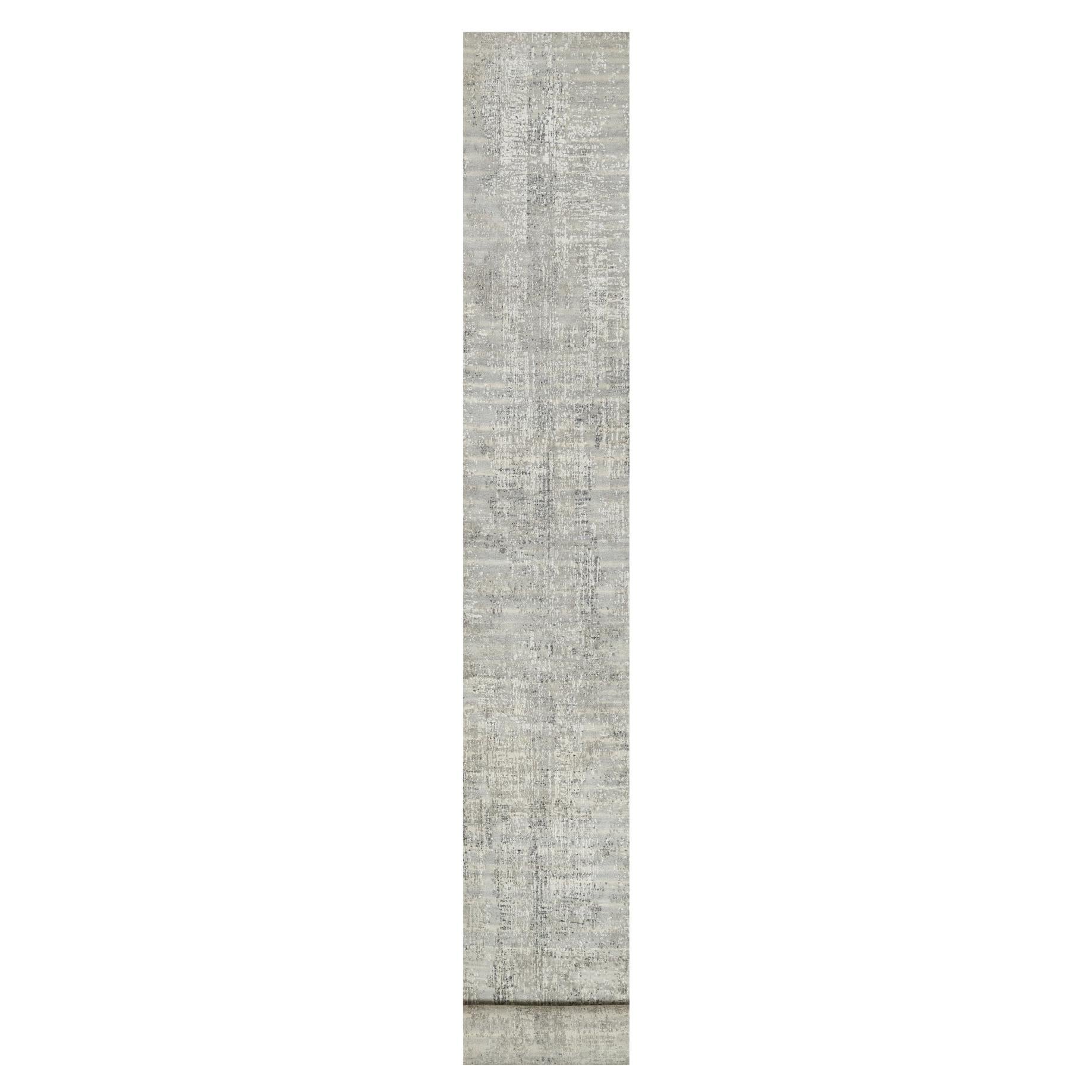 2'6"x29'9" Gray Hand Knotted Modern Design Undyed Natural Wool XL Runner Rug