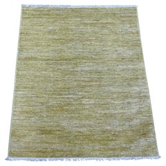 2'6"x3' Green Plain Solid Pattern Hand Knotted Hand Spun Ghazni Wool Mat Rug