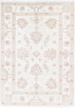 2.6x3.8 ft Hand Knotted Beige Turkish Wool Accent Rug with Floral Design