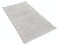 2.6x4.6 ft Traditional Handknotted Turkish Small Rug. Beige Accent Rug. All Wool