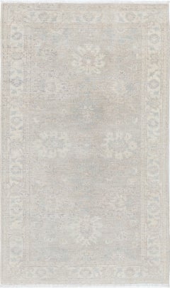 2.6x4.6 ft Traditional Handknotted Turkish Small Rug. Beige Accent Rug. All Wool