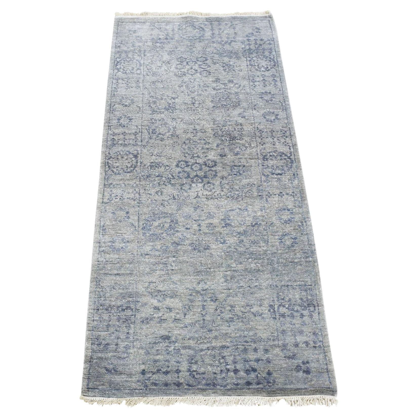 2'6"x5'10" Goose Gray Broken Persian Design Silk Hand Knotted Short Runner Rug For Sale