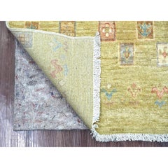 2'6"x5'9" Green Fine Kashkuli Animal Figurines Hand Knotted Soft Wool Runner Rug