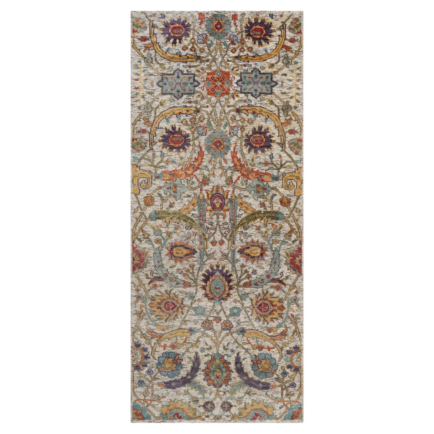 2
6"x6
Ivory Sickle Leaf Design Hand Knotted Silk Textured Wool Runner Rug