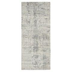 2'6 "x6' Gris clair, Design/One, Laine naturelle, Tapis de course noué à la main