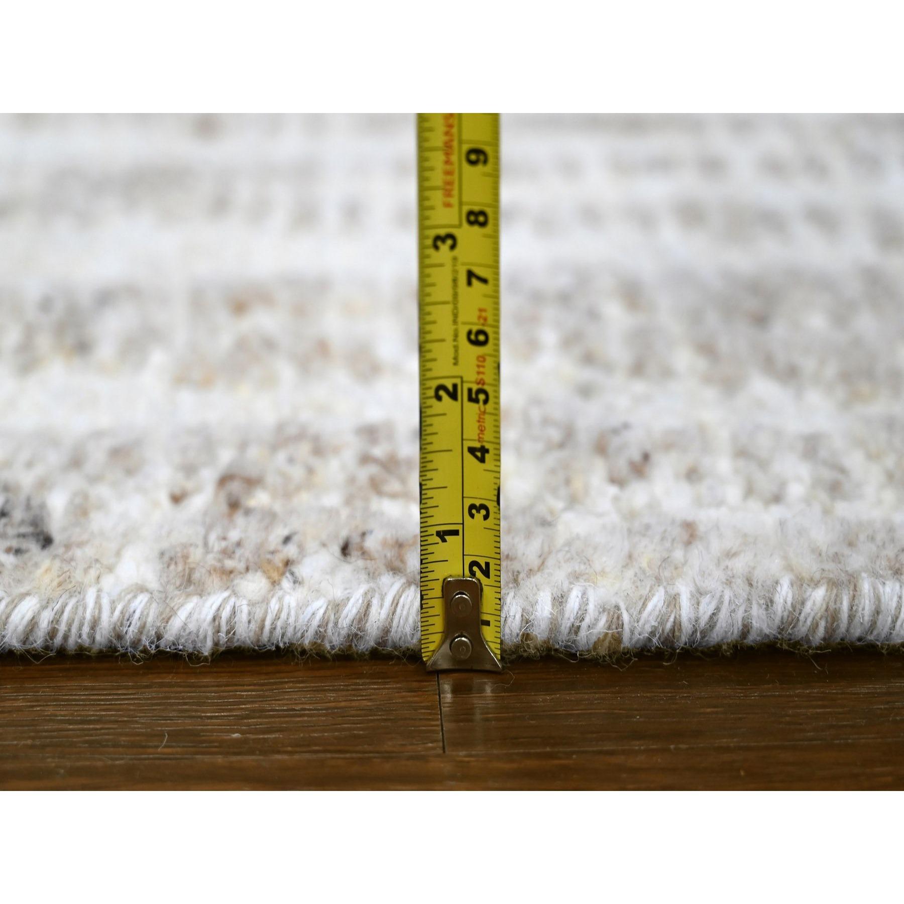 XXI secolo e contemporaneo Tappeto Runner Avorio Minimalista con Design Svedese Annodato a Mano in Pura Lana 2'6 