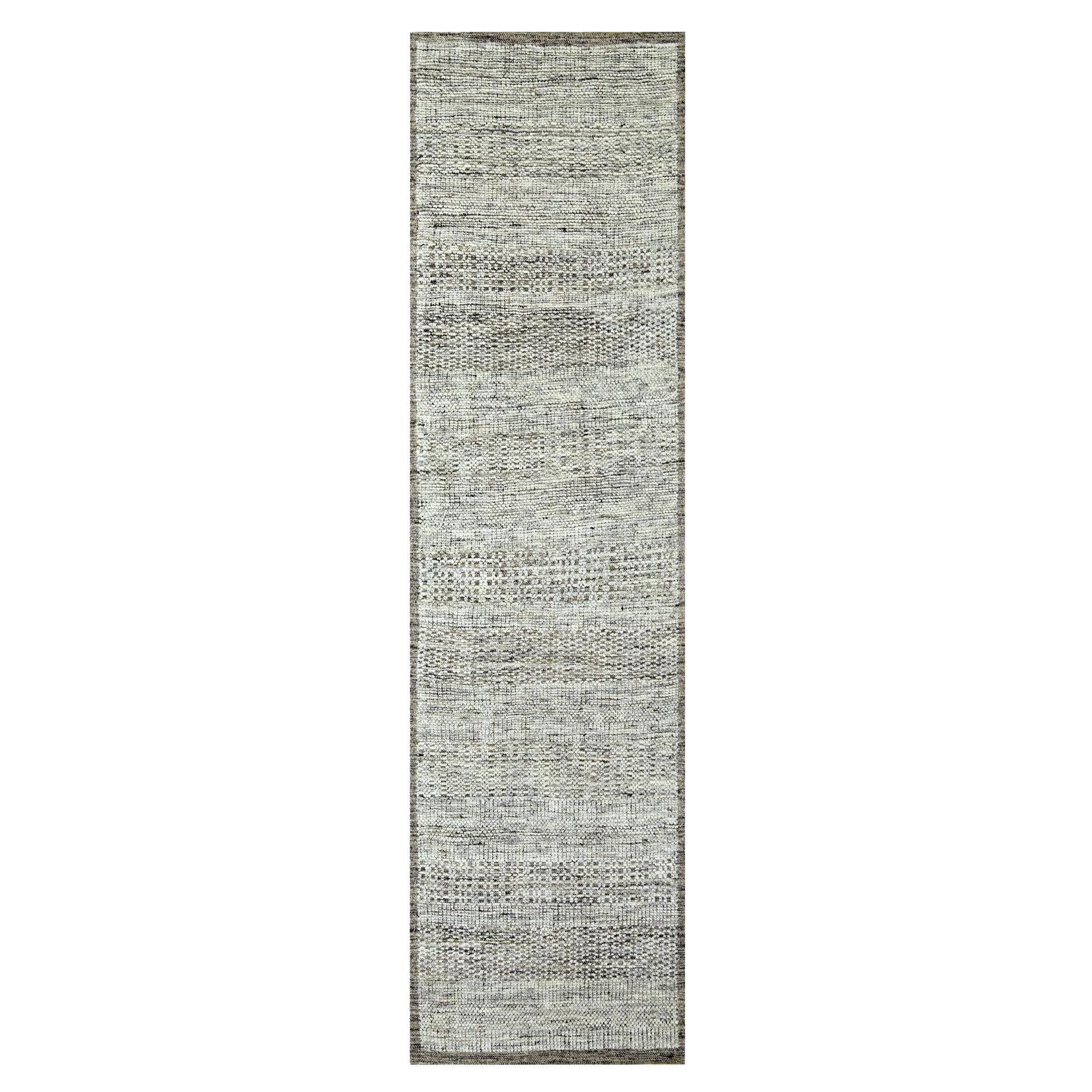 Tappeto Runner 2'6 "x8' marrone in lana organica annodata a mano con disegno di erba ossidata