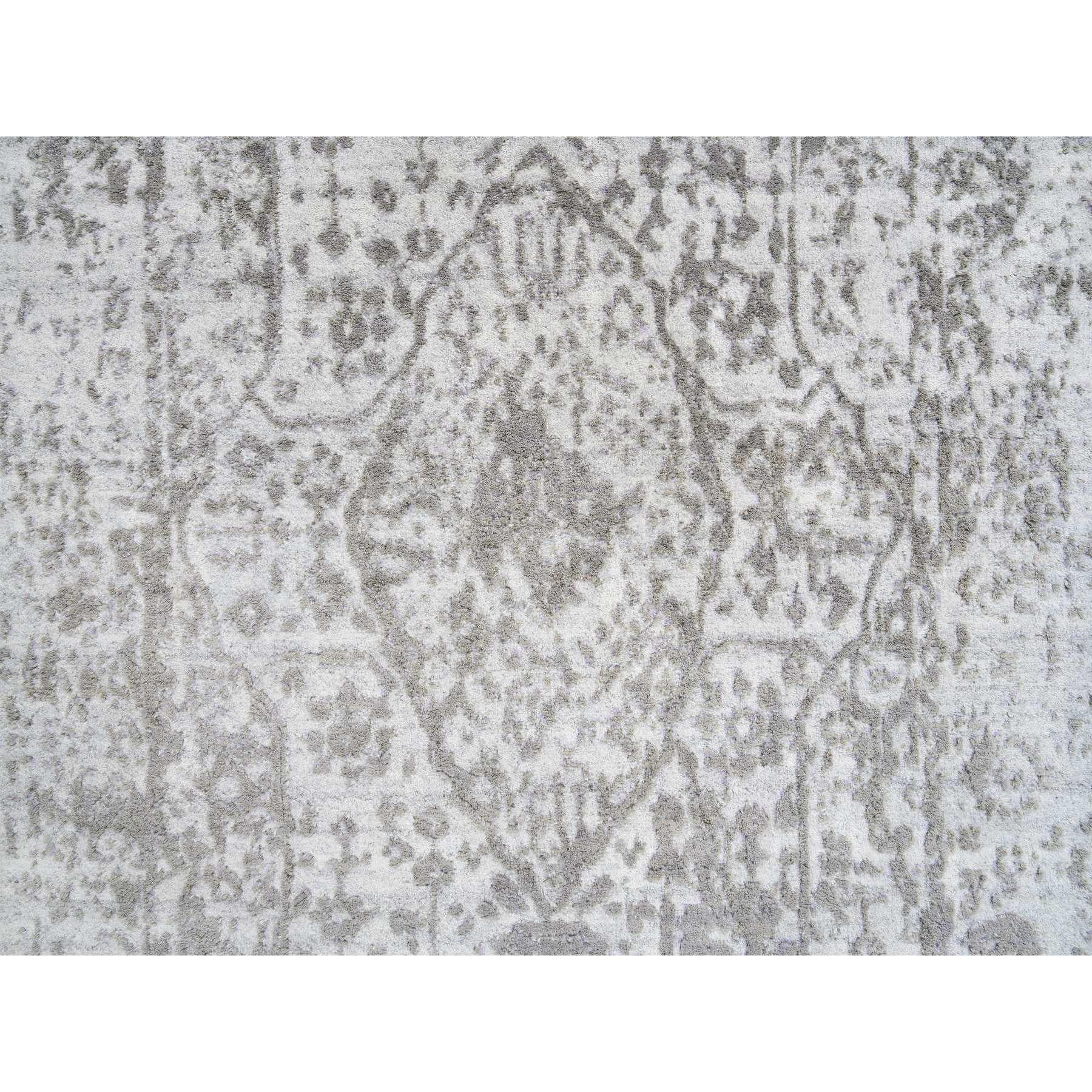 Noué à la main 2'6 