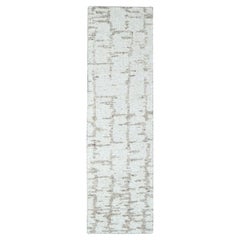 2
6"x8
Ivory Minimalist Swedish Design Hand Knotted Pure Wool Runner Rug