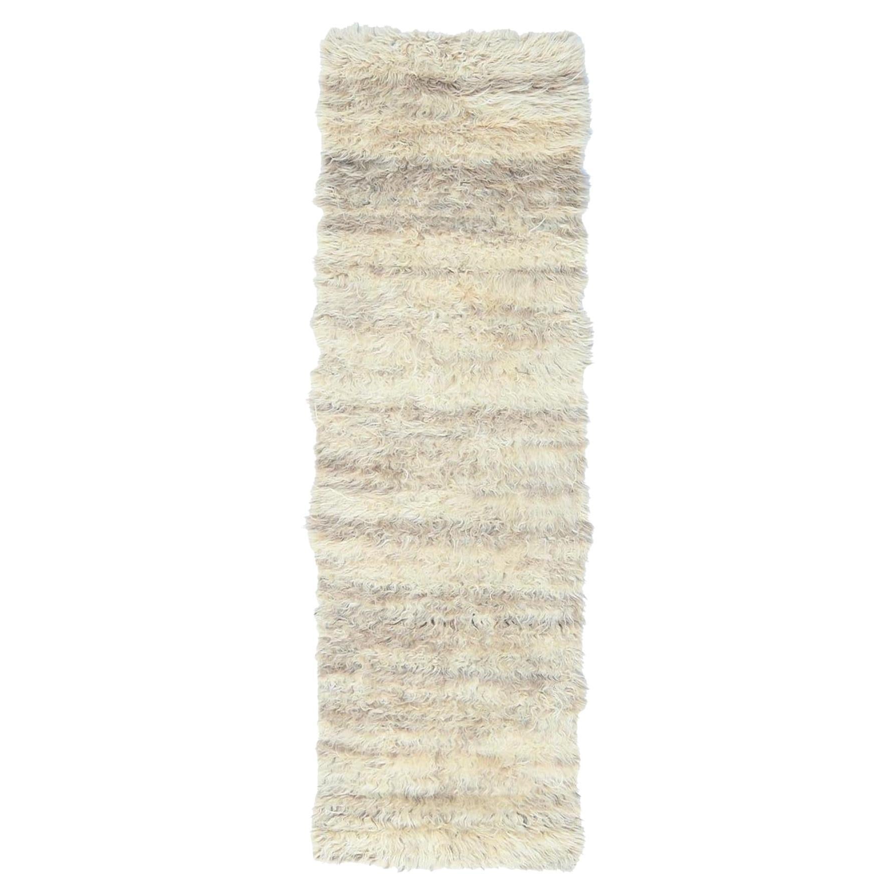 2'6"x8' Ivory Moroccan Berber Natural Wool Hand Knotted Runner Rug