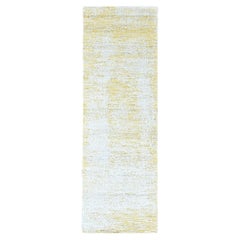 2'6"x8' Yellow Modern Design Hand Loomed Wool & Silk Textured Pile Runner Rug