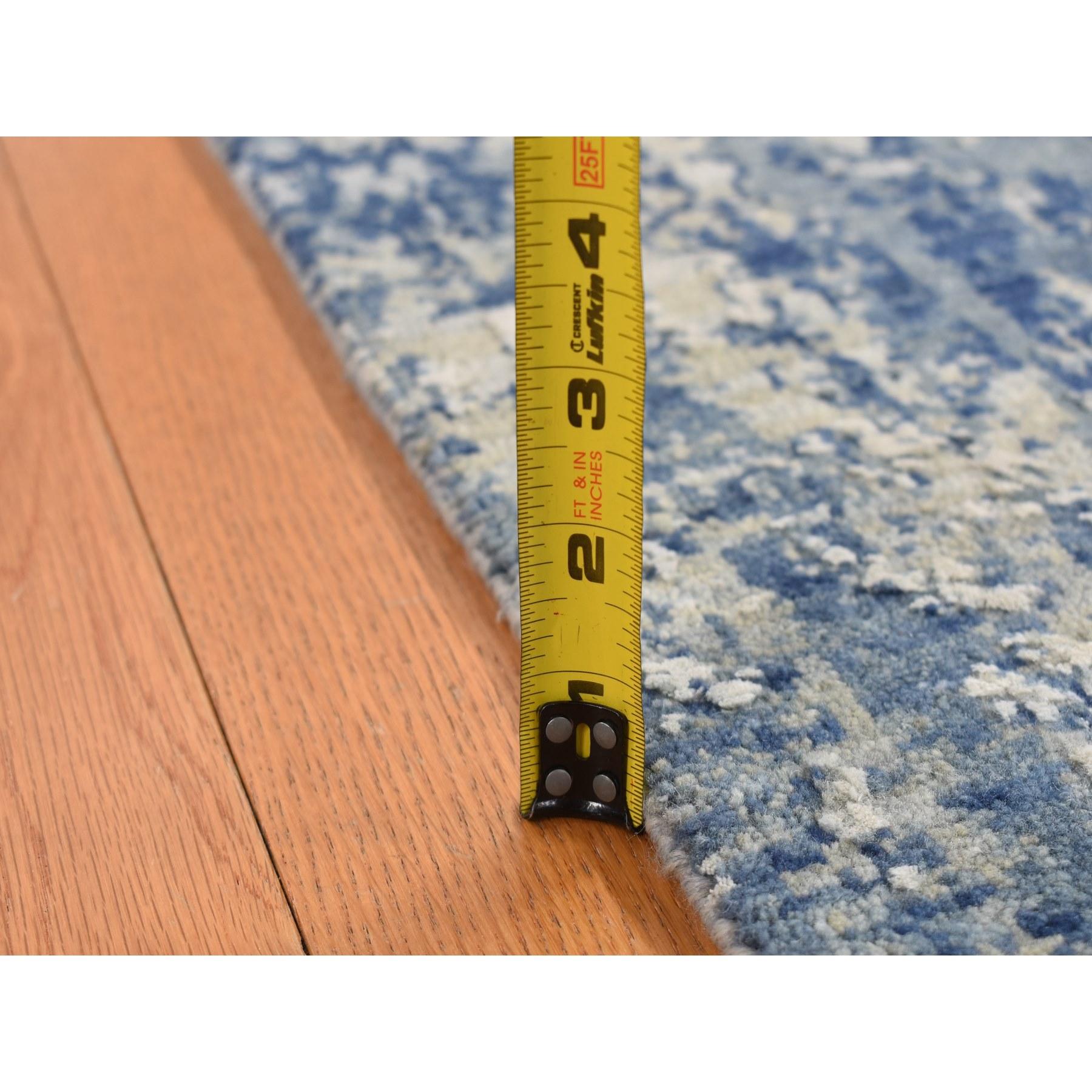 Tappeto Runner in lana e seta annodato a mano con disegno astratto Air Force Blue 2'6 