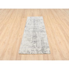 2'6"x8'1" Hand Spun Undyed Natural Wool Modern Hand Knotted Beige Runner Rug