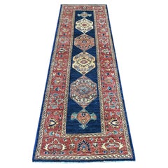 2'6 "x8'1" Yale Blue Serapi Heriz Bakshaish Design Tapis de course en laine noué à la main