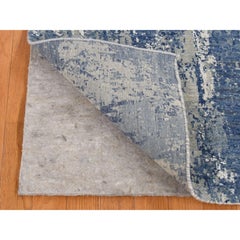 2'6 "x8'3" Air Force Blue Abstract Design Wool and Silk Hand Knots Rugs (tapis de course en laine et soie nouée à la main)