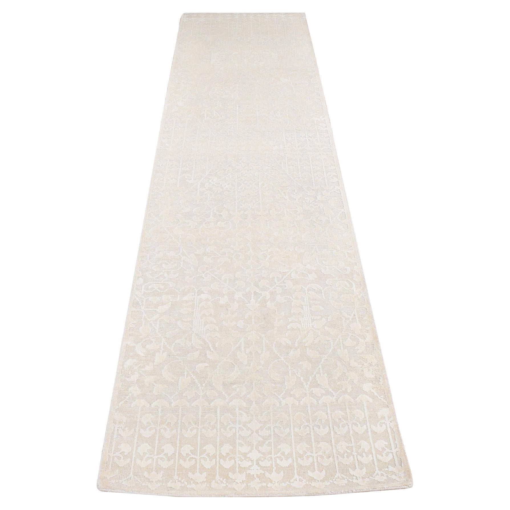Tappeto Runner avorio tono su tono in pura seta e lana annodato a mano 2'6 "x8'3"