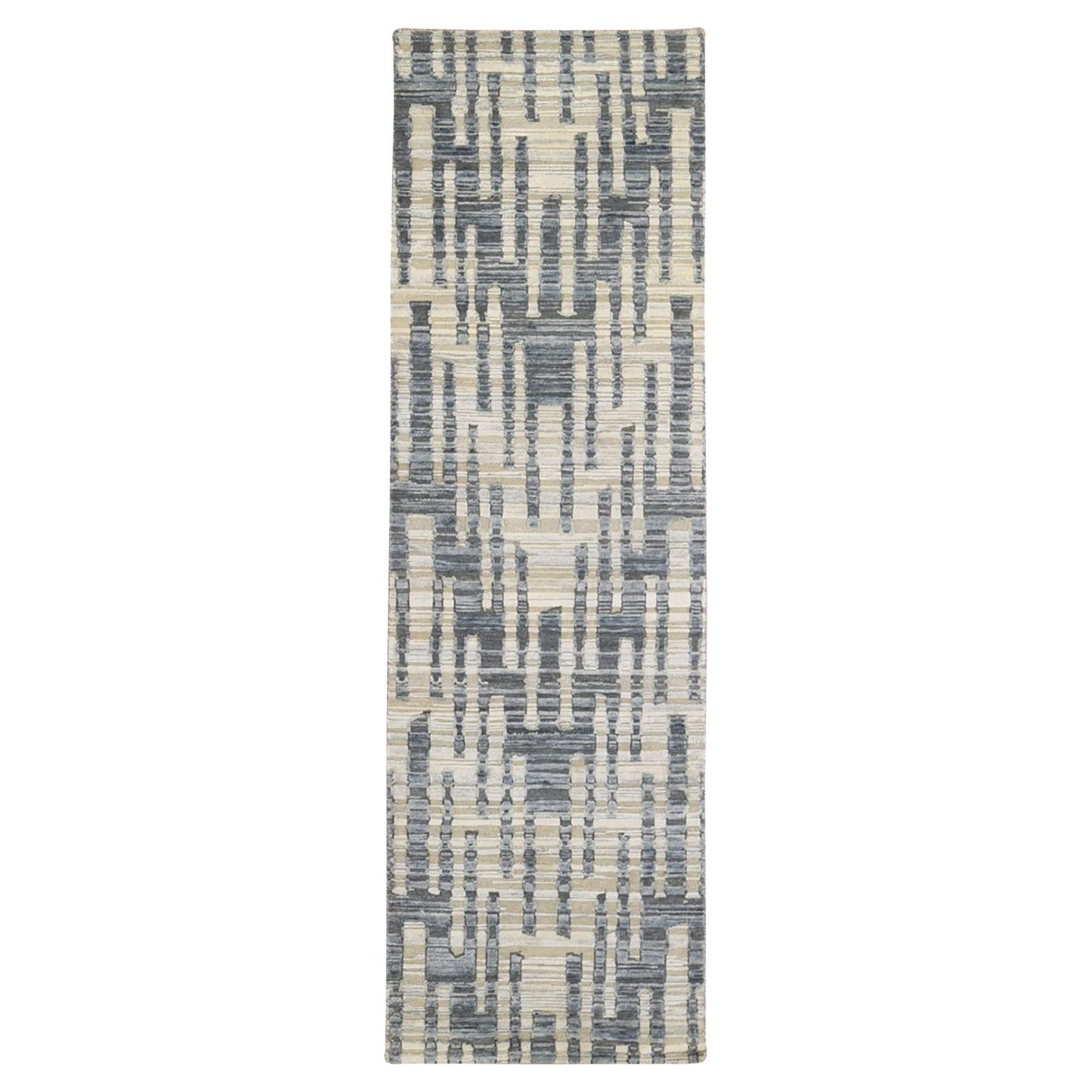 2
6"x8
3" Pure Silk and Textured Wool Wide Runner Zigzag with Graph Design Rug For Sale