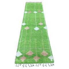 2
6"x9
1" Green Moroccan Weave Flying Kite Design Hand Knotted Wool Runner Rug