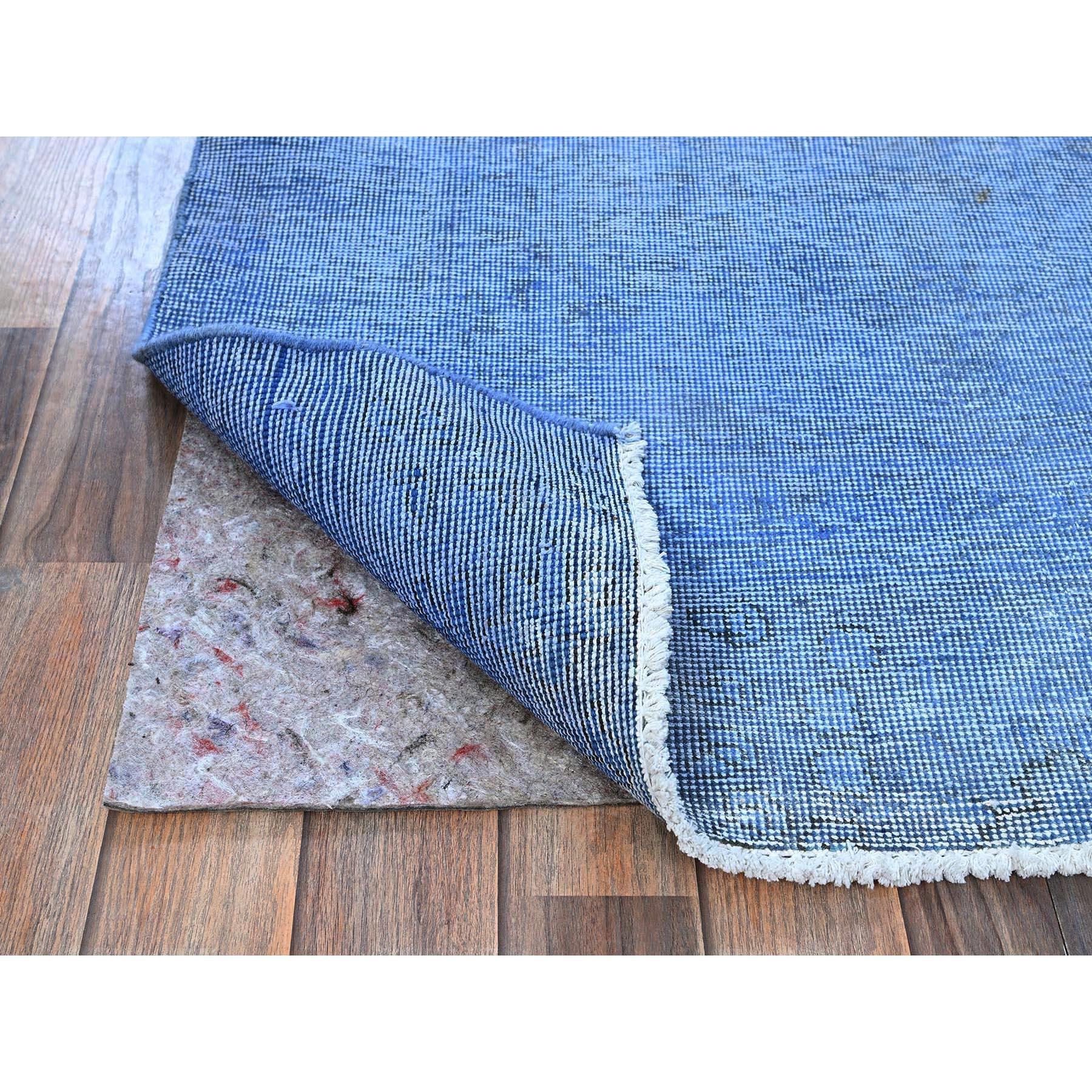 Bohémien Tappeto Runner Tabriz persiano vintage sovratinto blu, annodato a mano, interamente in lana in vendita