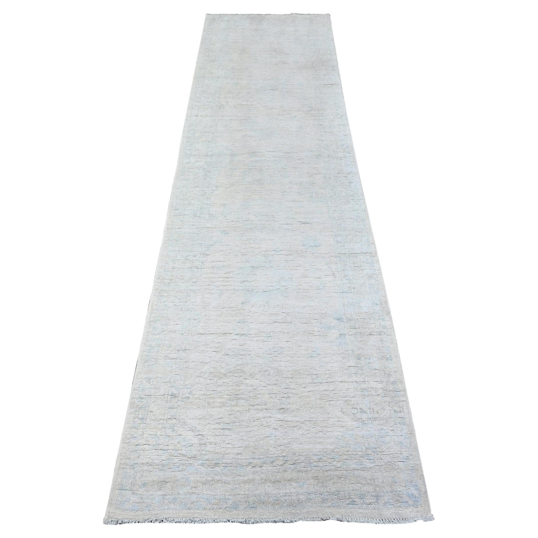 2'6"x9'7" Pfefferminminzweiß, weiß gewaschener Peshawar, handgeknüpft, Wolle, Läufer