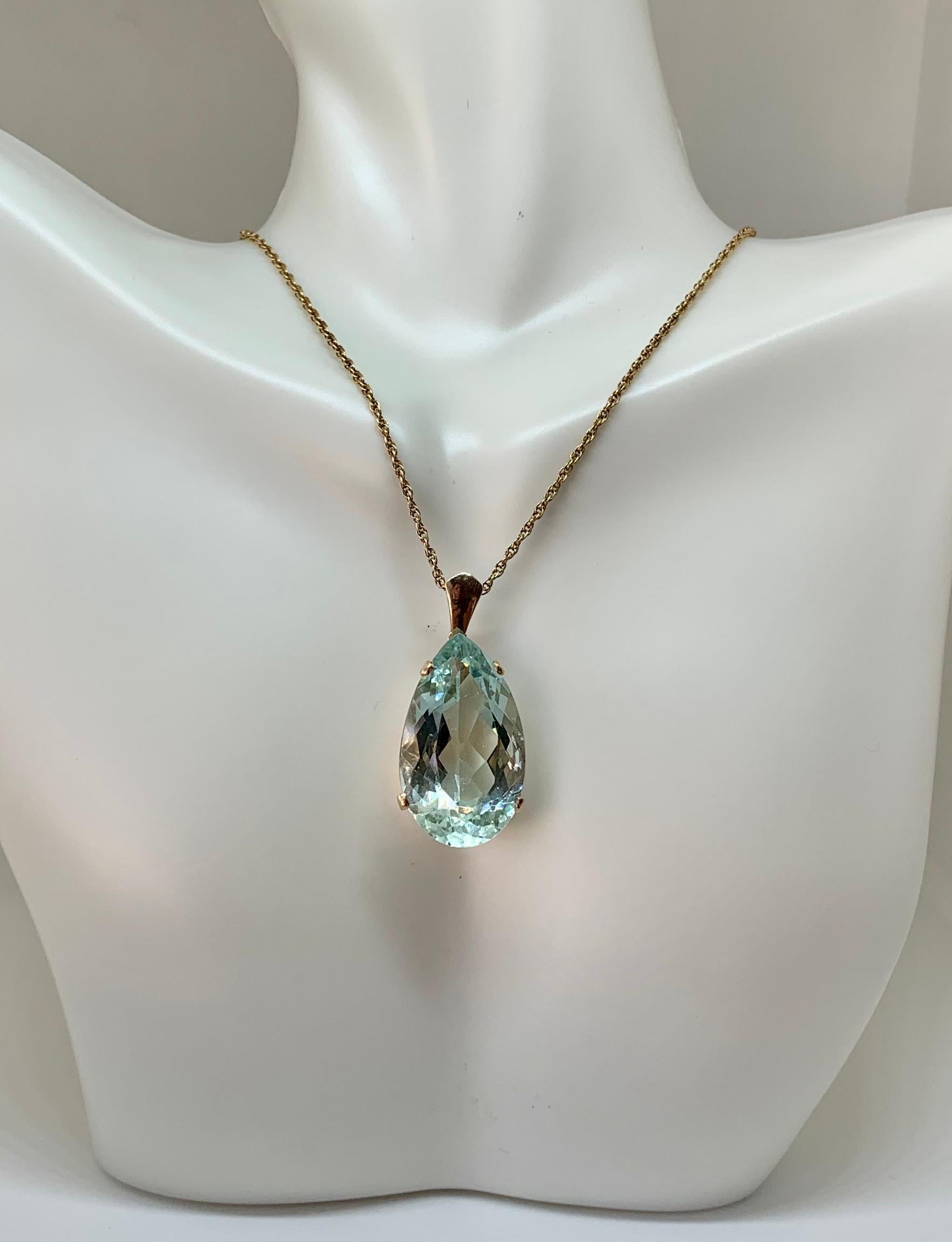 Pear Cut 27 Carat Aquamarine Pendant Pear Shape Necklace 14 Karat Gold Antique