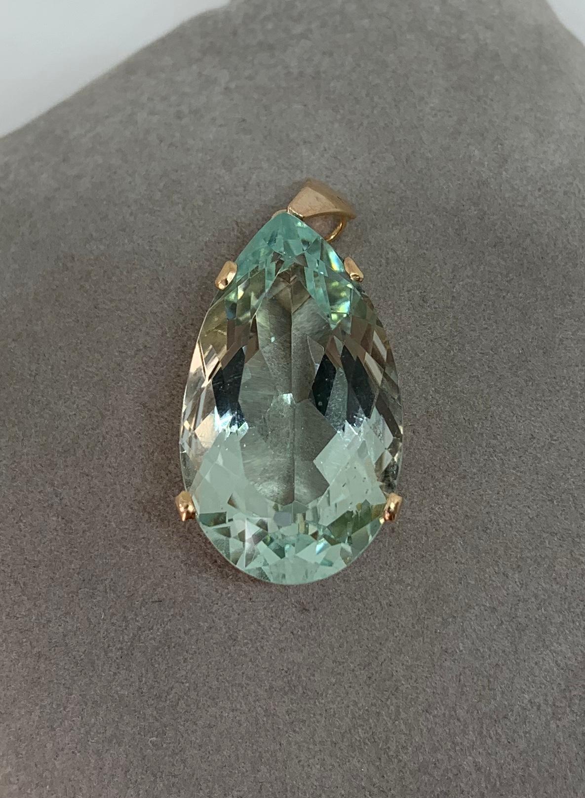 Women's 27 Carat Aquamarine Pendant Pear Shape Necklace 14 Karat Gold Antique