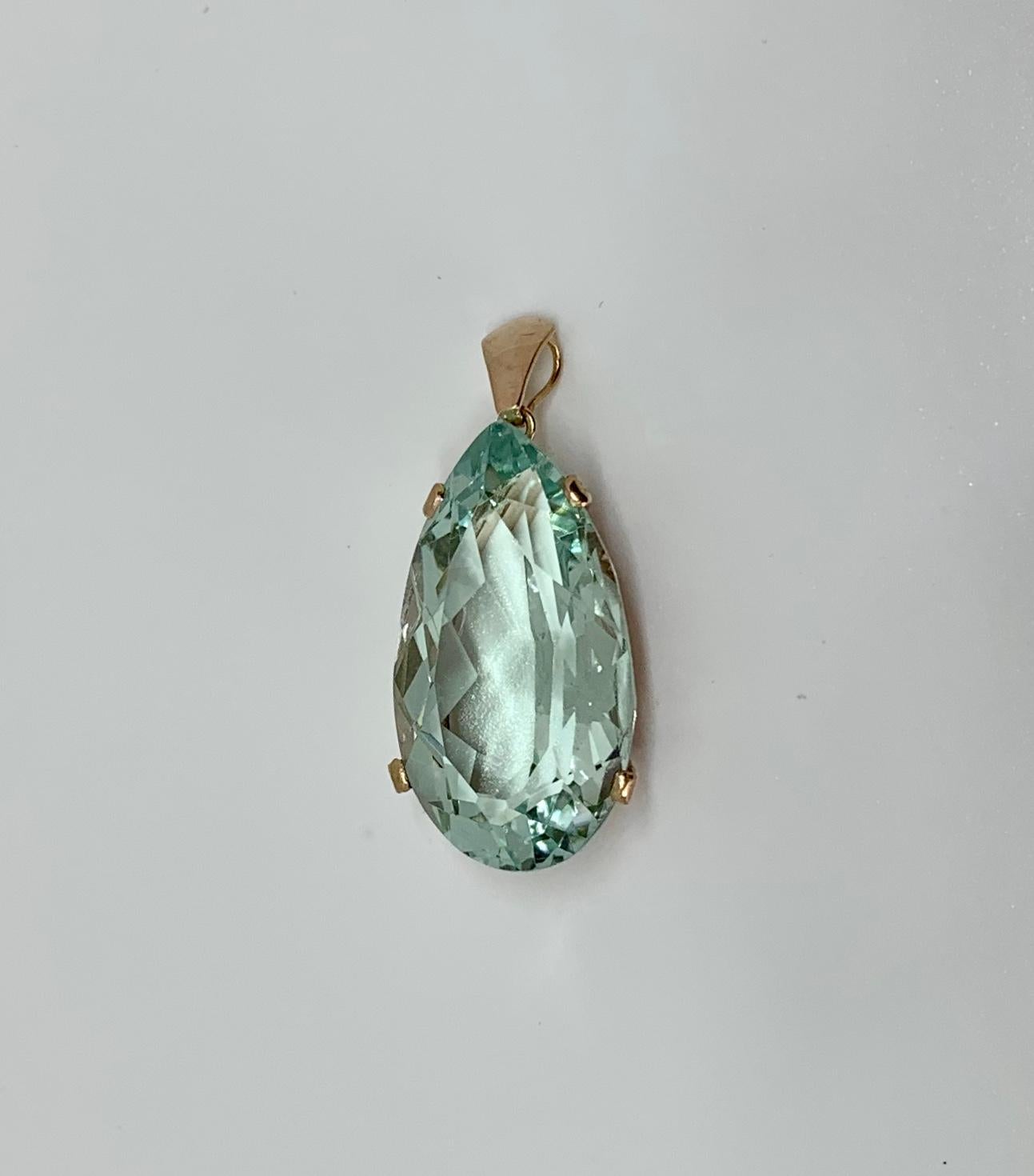 27 Karat Aquamarin-Anhänger Birnenförmige Halskette 14 Karat Gold Antik 2