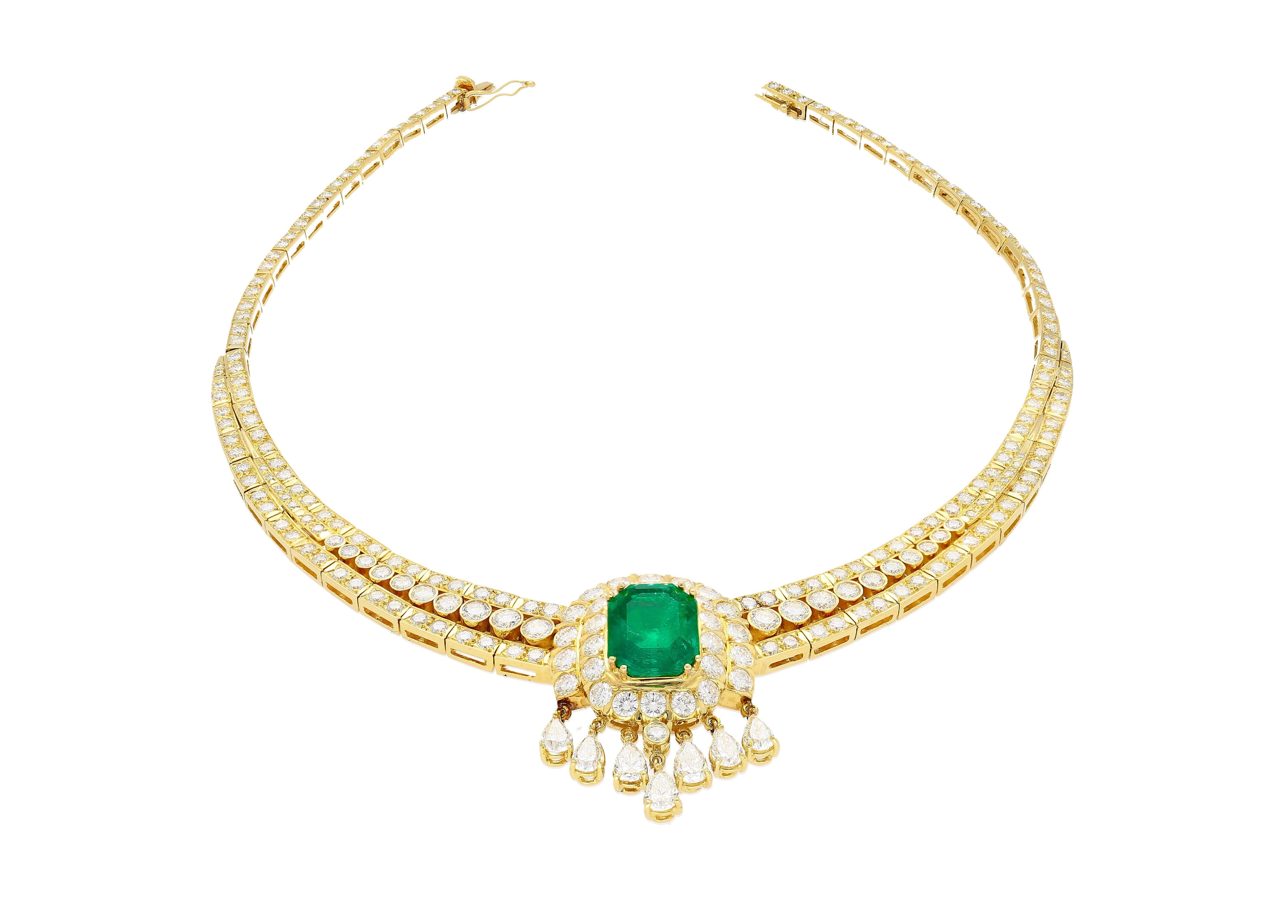 Retro 27 Carat Colombian Emerald & Diamond Chandelier Regal Choker Necklace in 18k For Sale