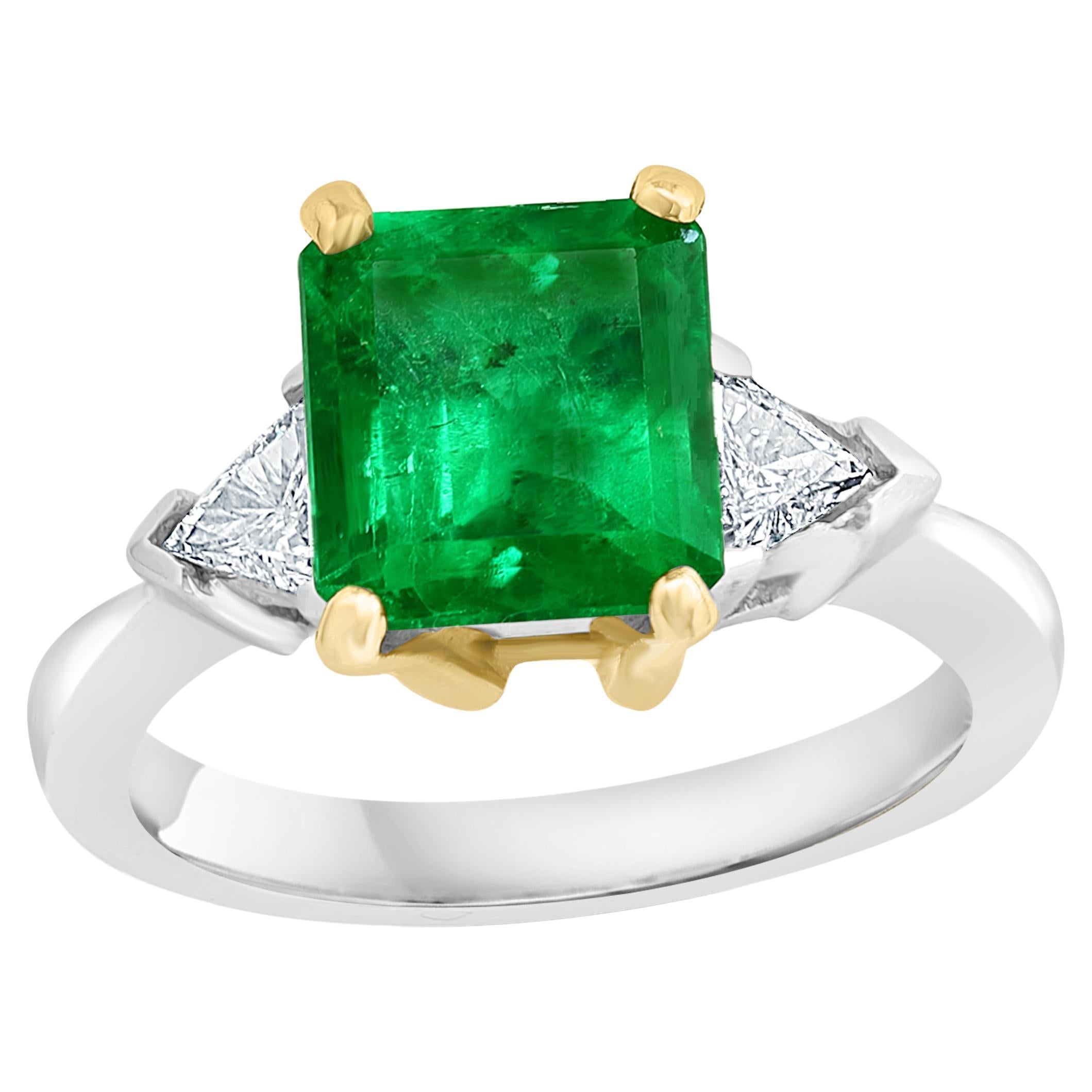 2.7 Carat Emerald Cut Colombian Emerald & 0.60Ct Diamond Ring 18K White/Y Gold For Sale