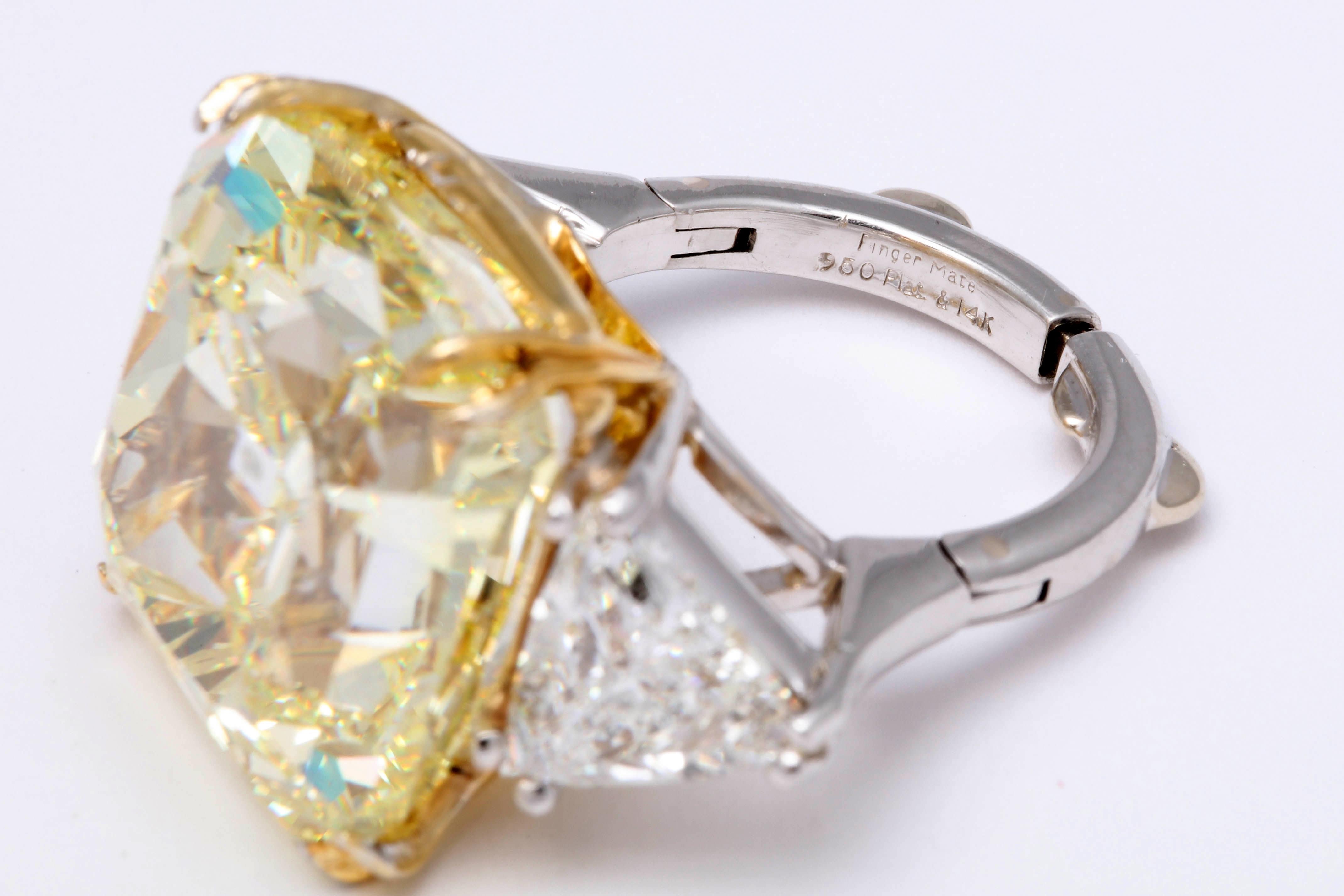 Exquisite Fancy Light Yellow Diamond Ring 4.40 Ct Sieraden Ringen Bruiloft & Verloving Verlovingsringen 5.03 Ct TW Cushion Shape GIA Certified 2215461851 Elegant Dainty Jewelry Gift For Women 