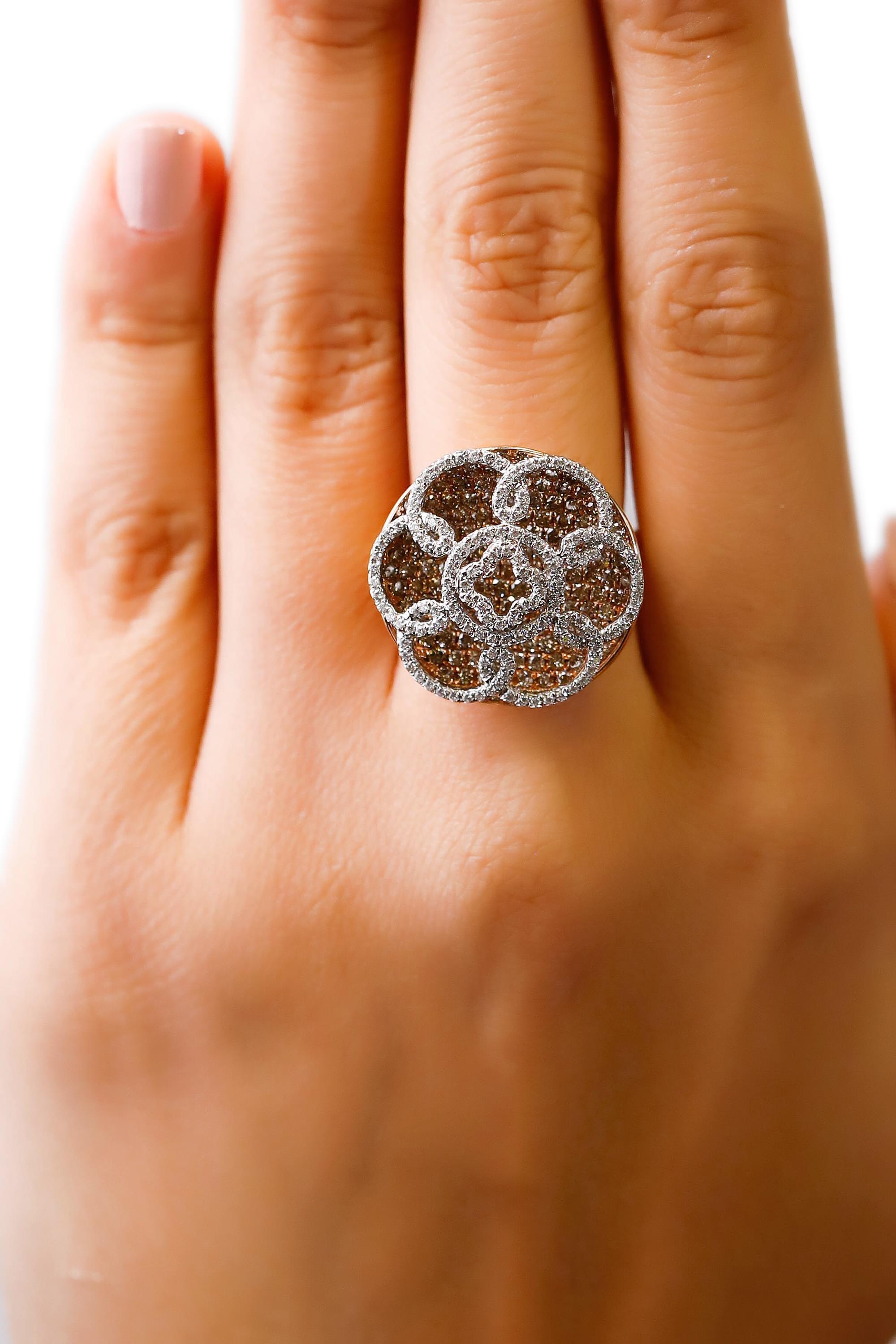 Contemporary 2.7 Carat Round Brown and White Diamond 18k Yellow Gold Flower Cocktail Ring