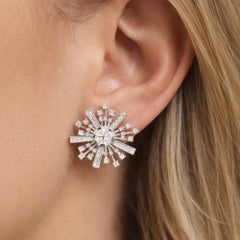 2.7 Carat SI/H Diamond Starburst Stud Earrings 18 Karat White Gold
